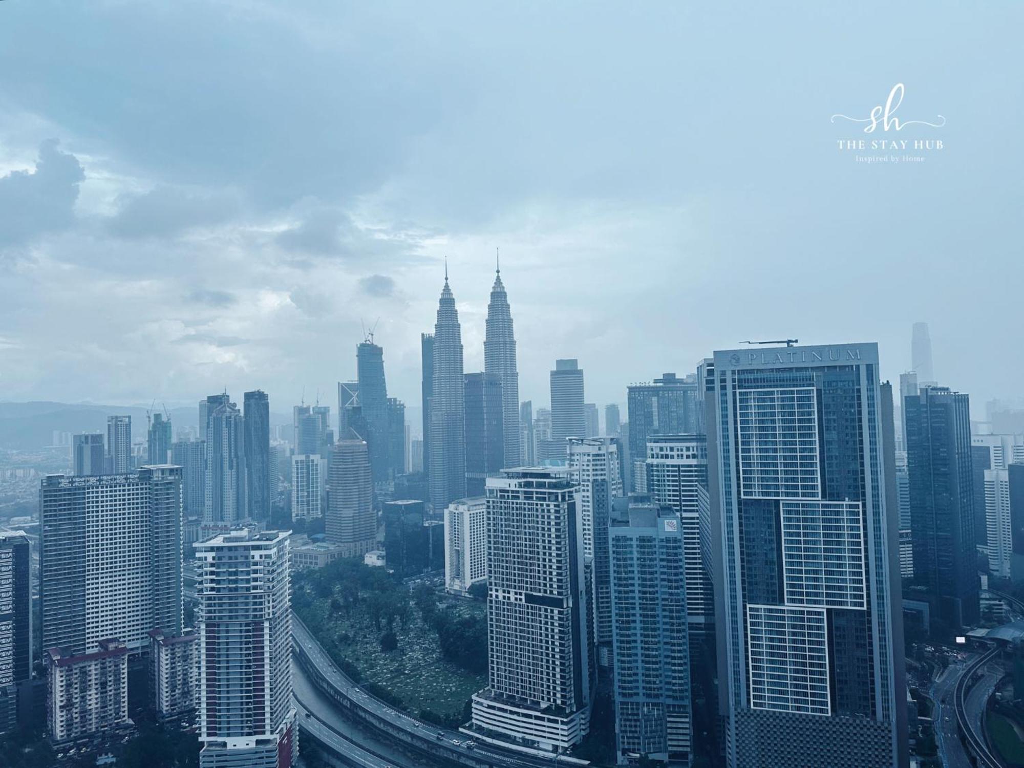 Apartamento The Luxe Klcc View Sky Pool Kuala Lumpur Exterior foto