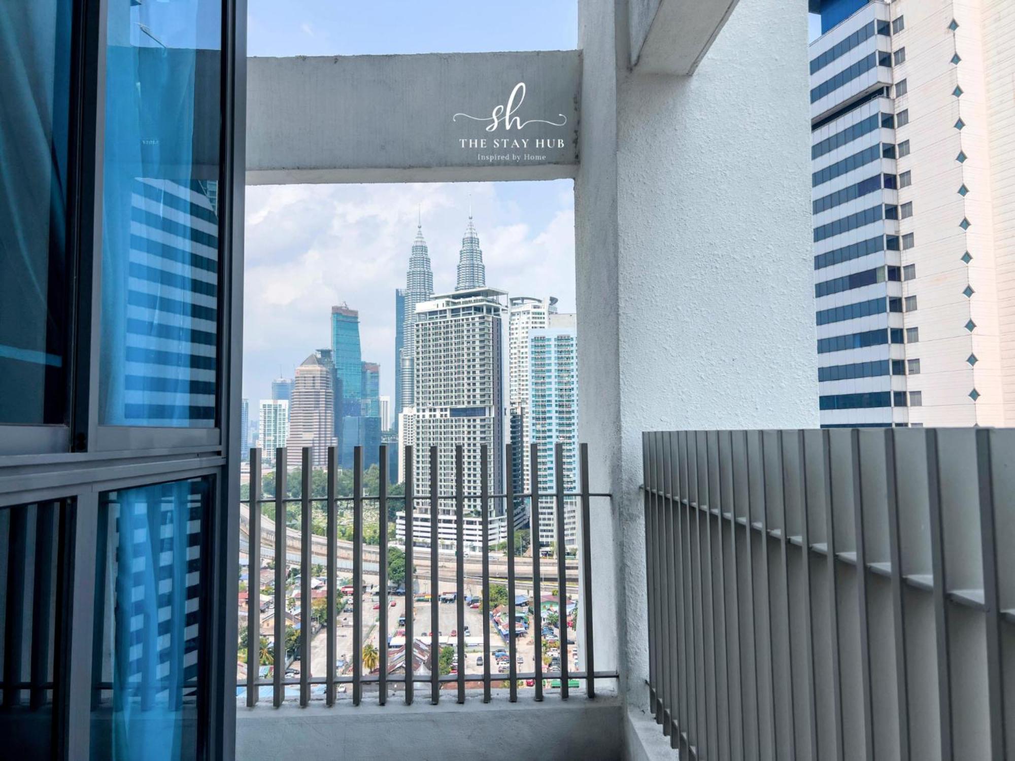 Apartamento The Luxe Klcc View Sky Pool Kuala Lumpur Exterior foto